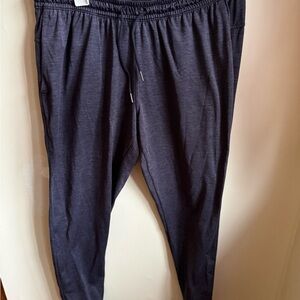 Zella Men’s Black Joggers with Relaxed Fit and Elastic Cuffs